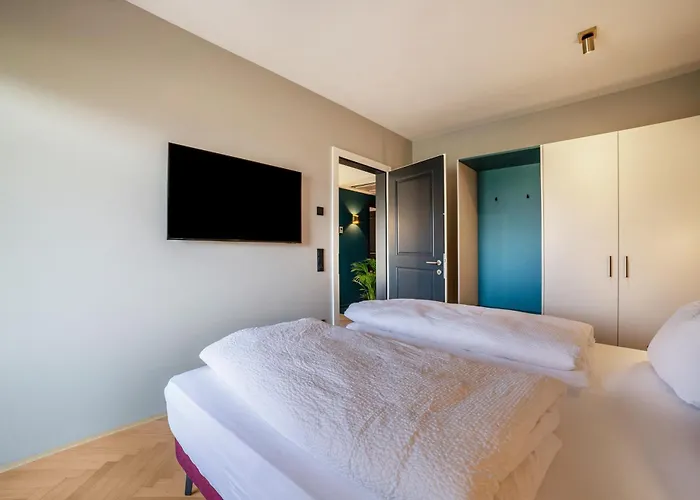 Rosa Unterschoeberlehof - Anna * Merano