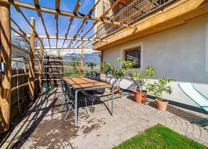 Rosa Unterschoeberlehof - Anna * Merano